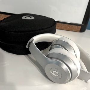Beats Solo3 by Dre Gently Used
